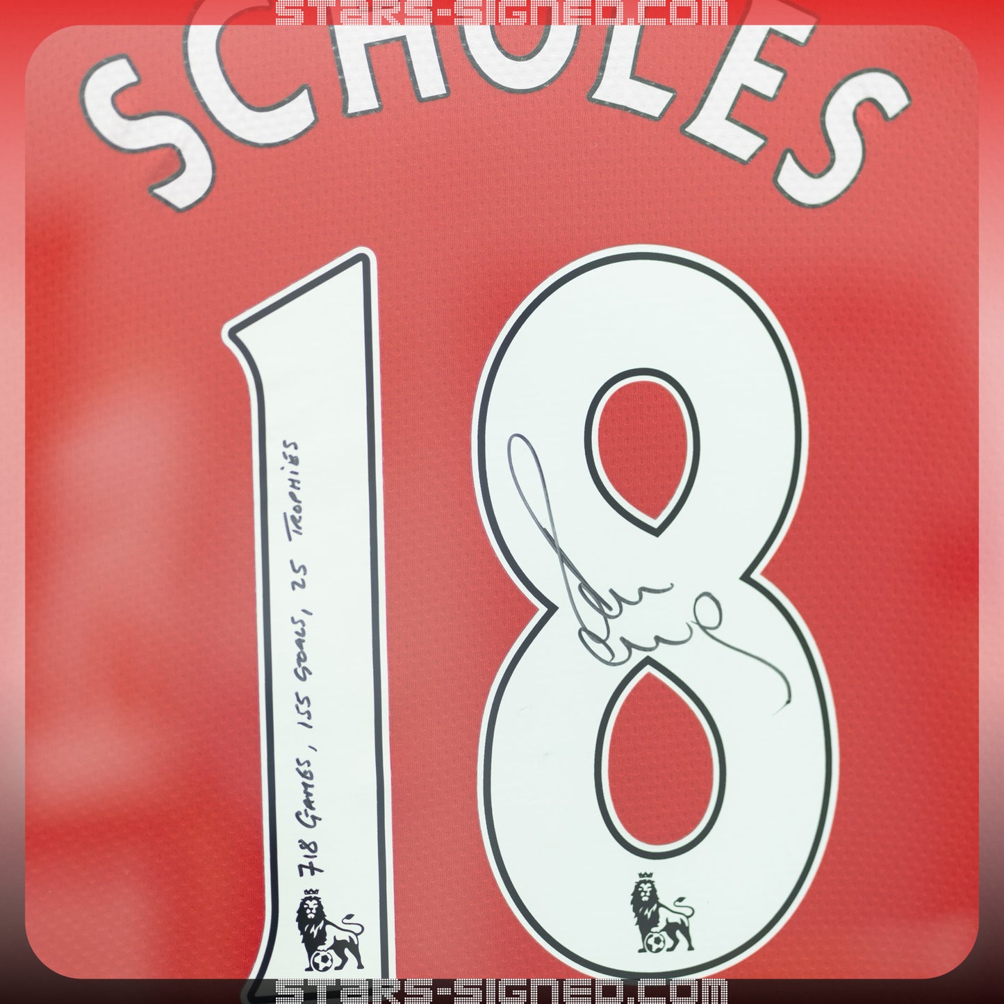 史高斯 Paul Scholes 題寫【生涯紀錄】“718Games, 155Goals, 25Trophies” 曼聯 主場球衣裱框(背簽)
