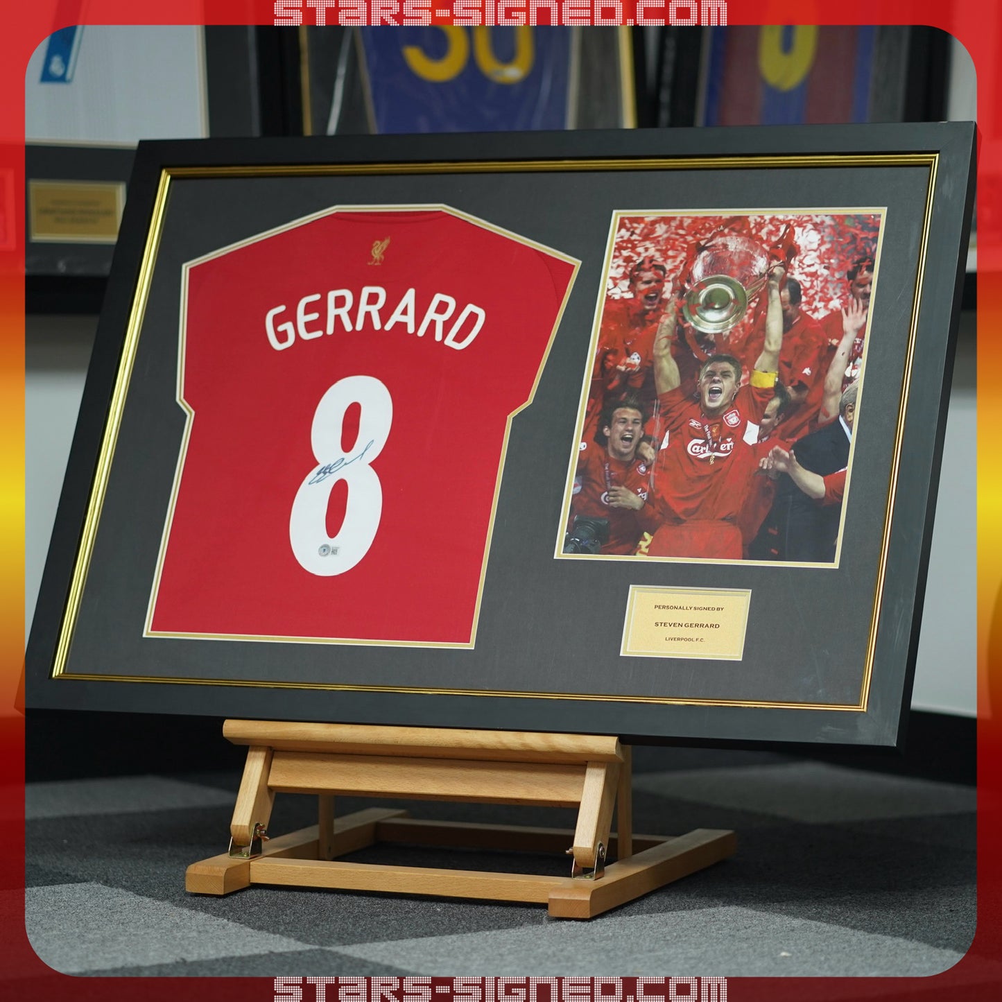 謝拉特 Steven Gerrard 利物浦主場球衣寛幅裱框(背簽)
