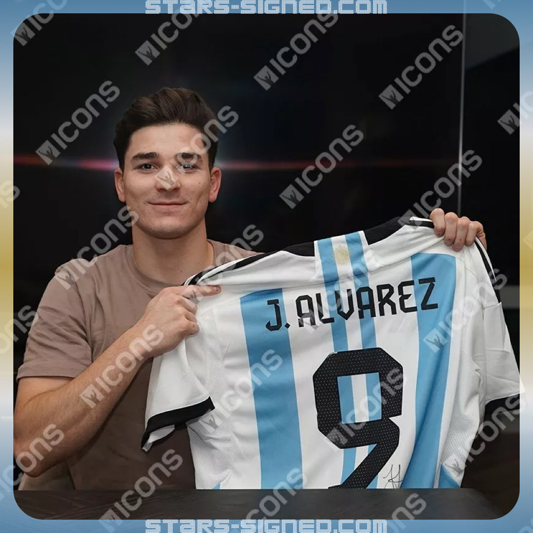 祖利安·艾華利斯 Julián Alvarez 阿根廷主場球衣裱框 (背簽)