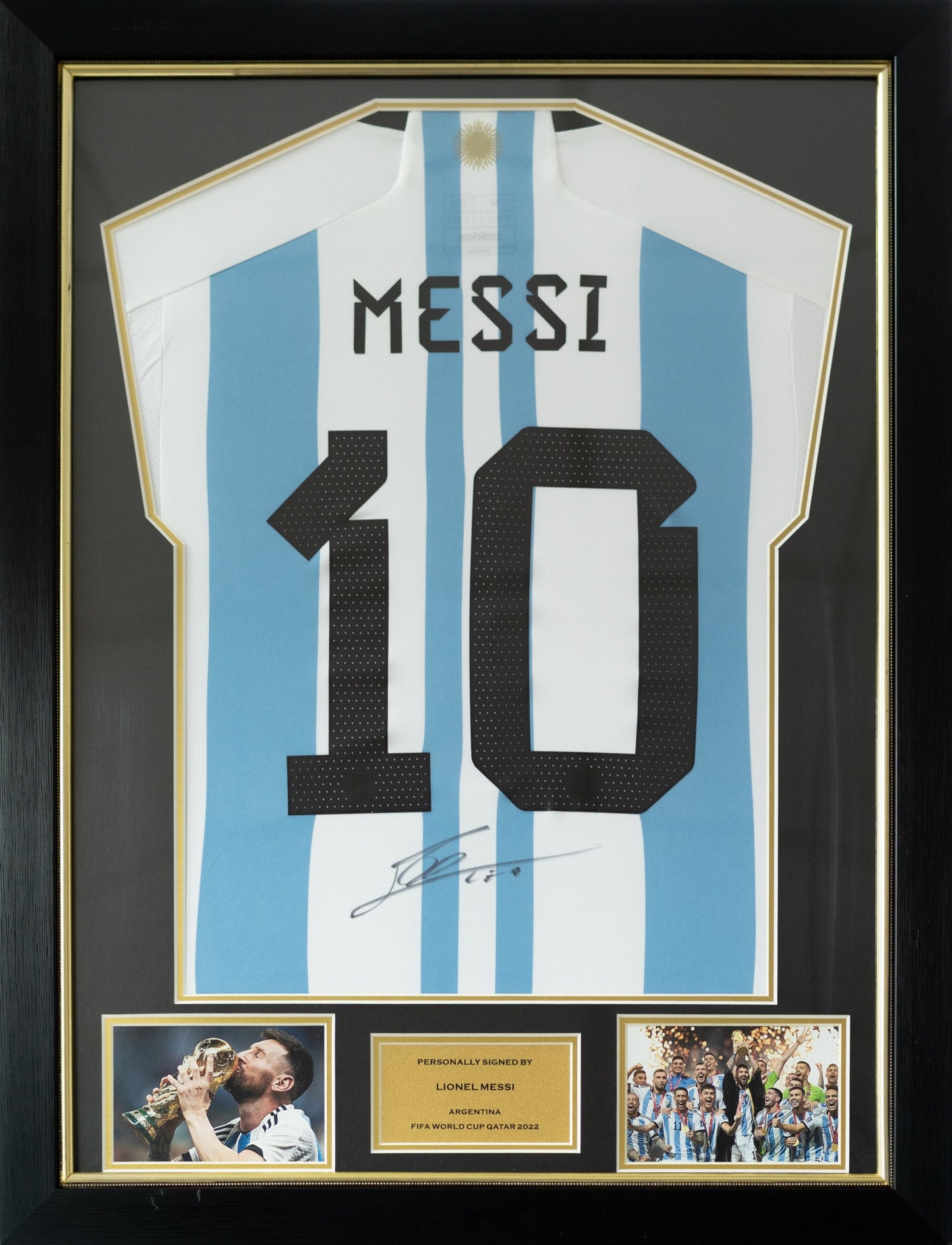 美斯 Lionel Messi 阿根廷2022兩星版本主場球衣金線條外框(背簽)