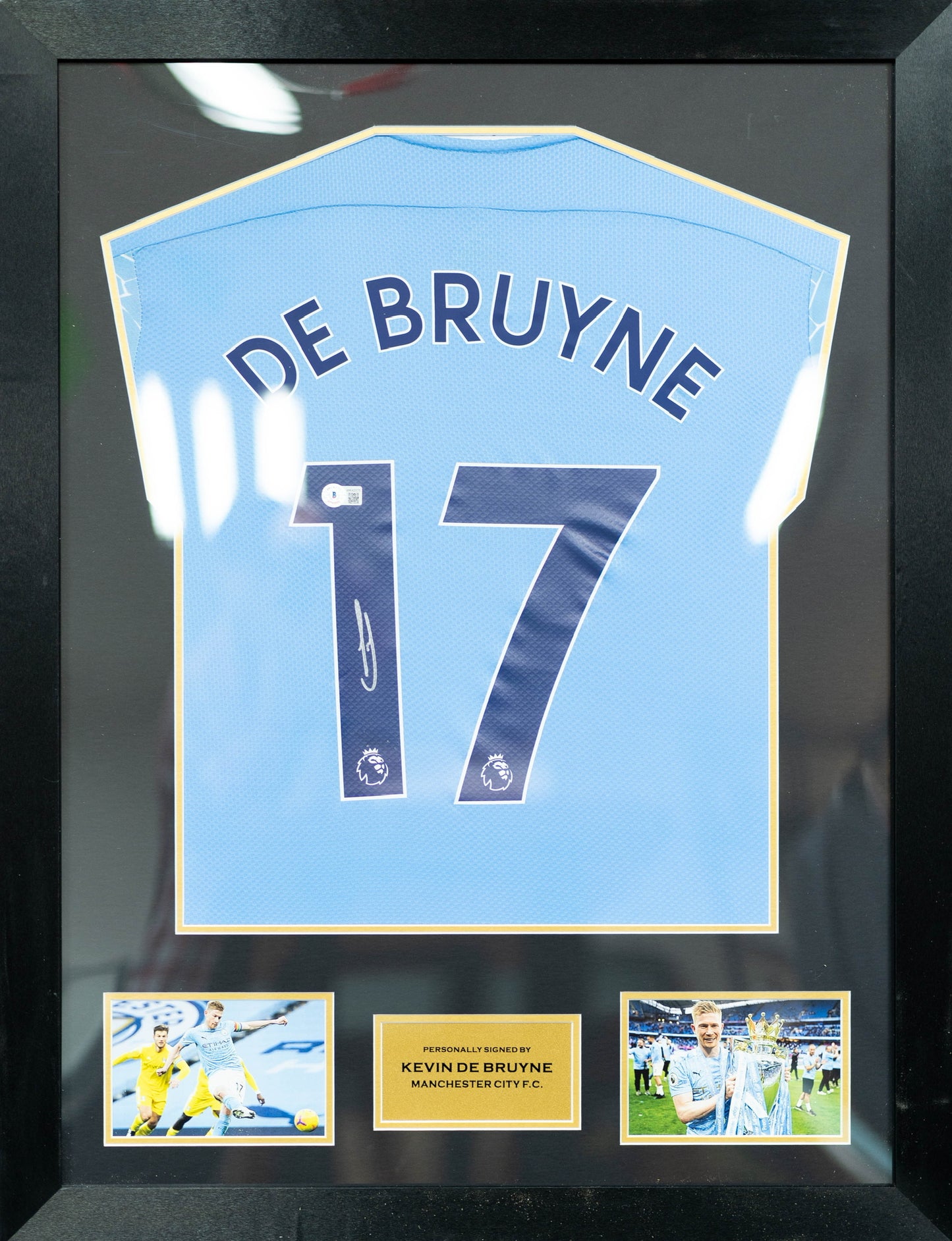 迪布尼 Kevin De Bruyne 曼城 主場球衣裱框 (背簽)