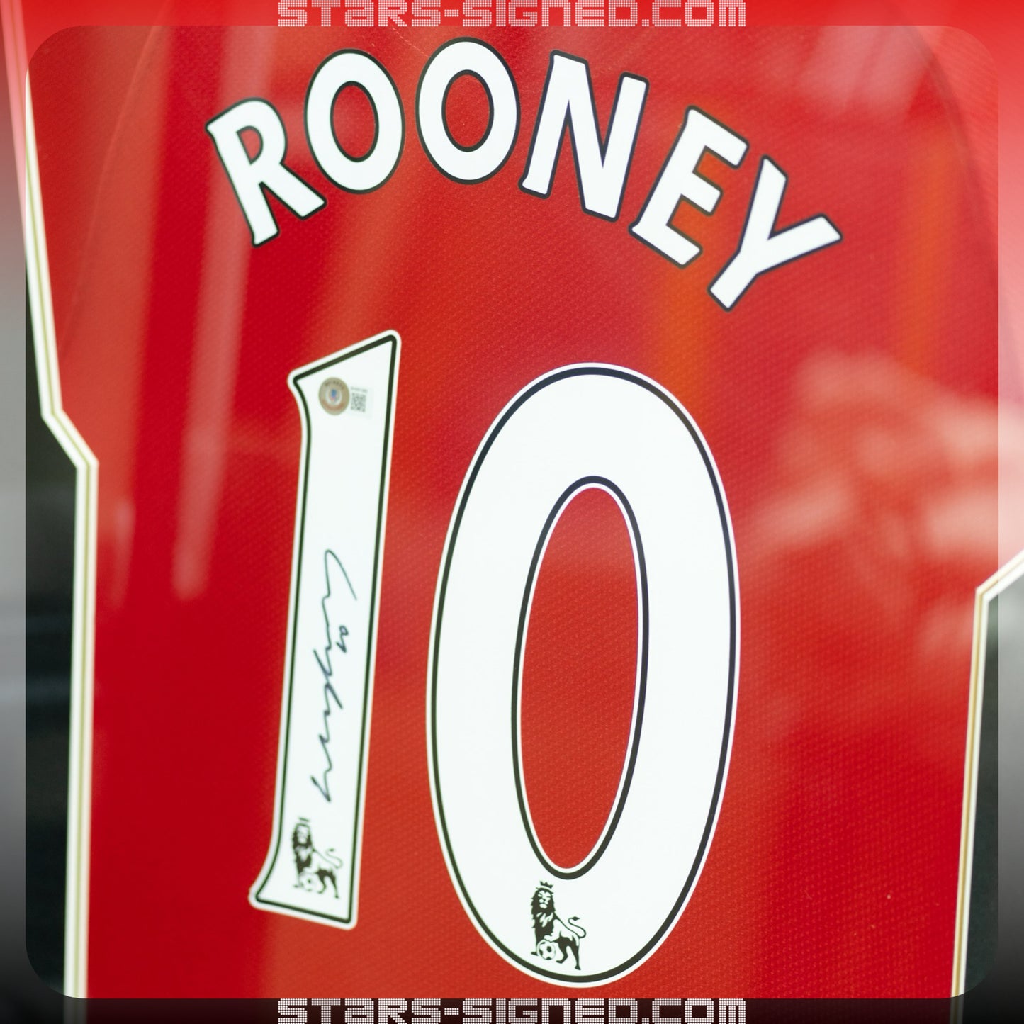 朗尼 Wayne Rooney 曼聯主場球衣裱框配金線條外框 (背簽)