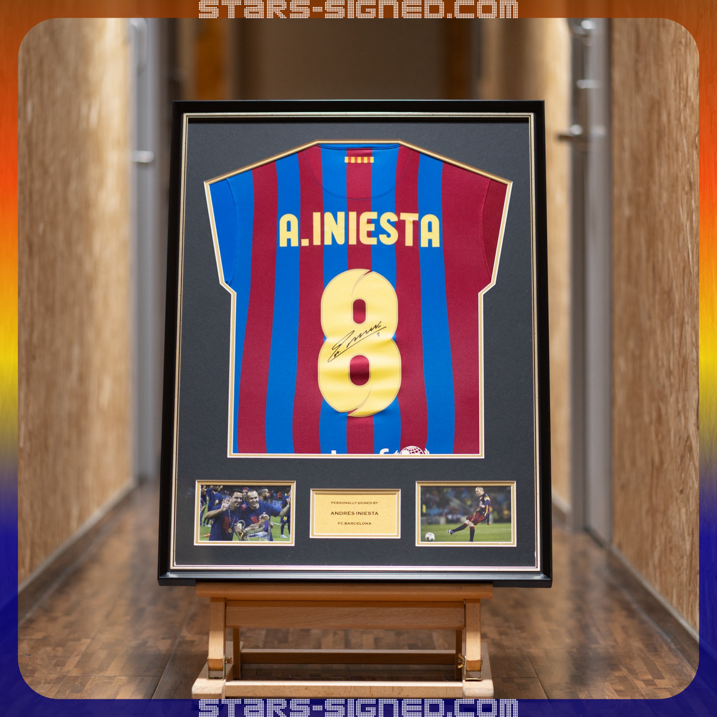 恩尼斯達 Andrés Iniesta 巴塞隆那主場球衣裱框 配金線條外框 (背簽)