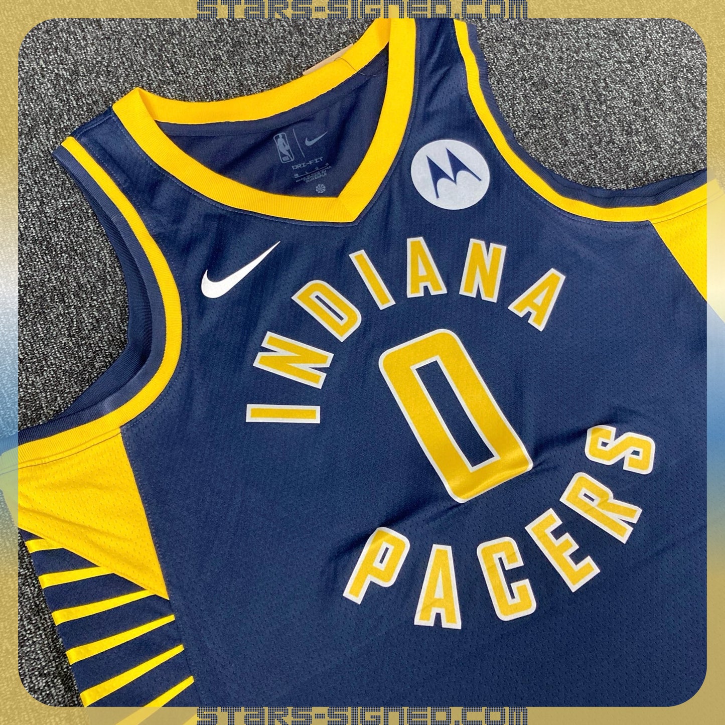 哈利貝頓 Tyrese Haliburton 題寫【Pacers, NBA All-Stars】印第安納溜馬隊 Nike Icon Edition Swingman 球衣連廣告章(背簽)