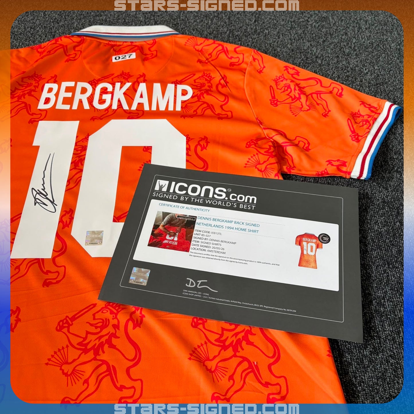 柏金 Dennis Bergkamp 荷蘭主場球衣裱框配金線條外框 (背簽)
