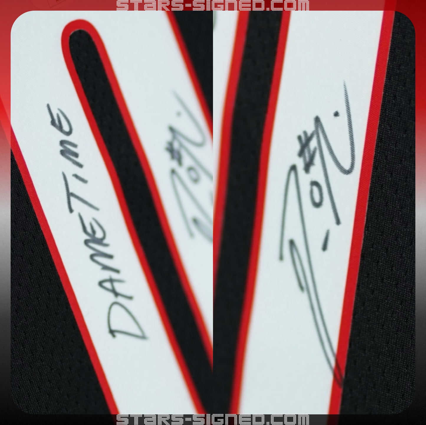利拉德 Damian Lillard 題寫【DAMETIME】波特蘭拓荒者 Nike Icon Edition Swingman 球衣裱框 (背簽)
