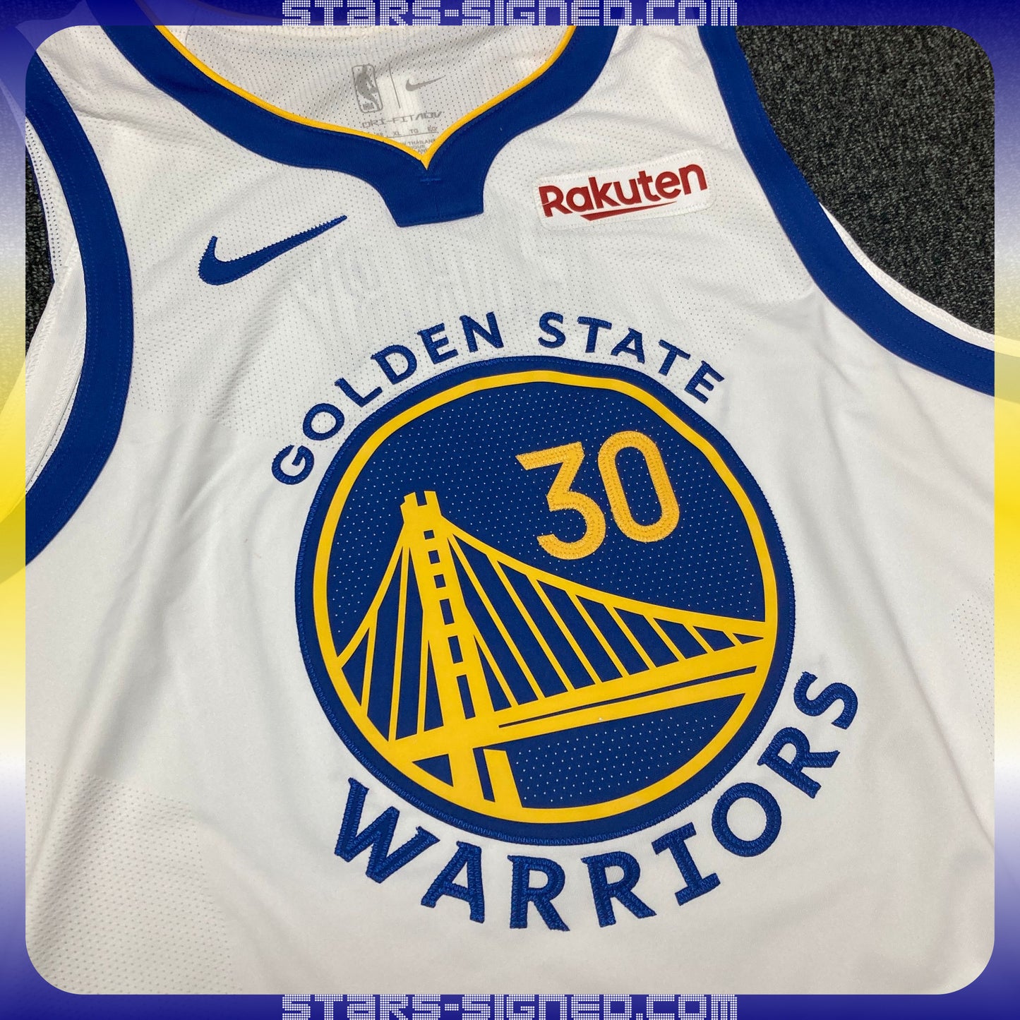 史堤芬•居里 Stephen Curry 金州勇士 Nike Association Edition Authentic 球衣連廣告章裱框配金線條外框(背簽)