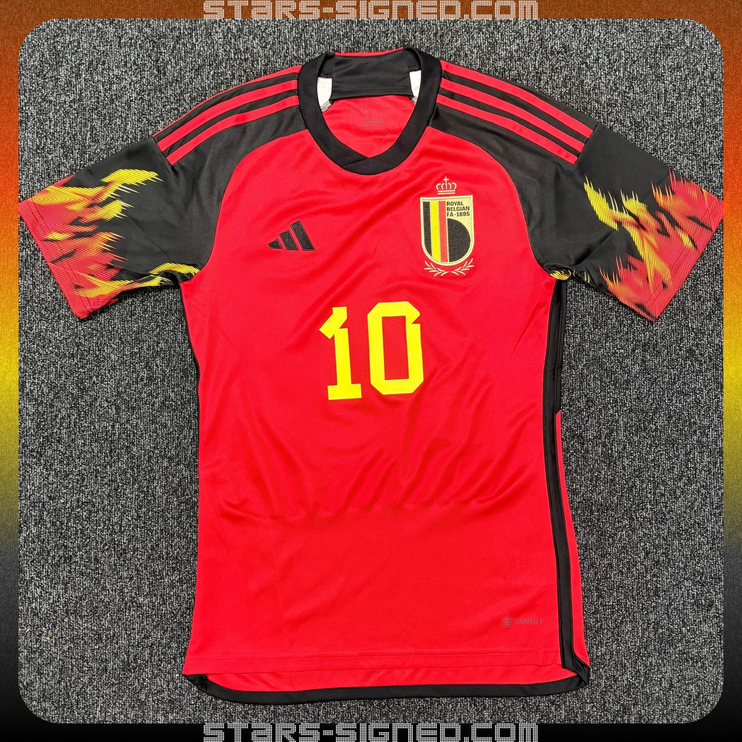 夏薩特 Eden Hazard 比利時主場球衣2022: 原版印號(背簽)
